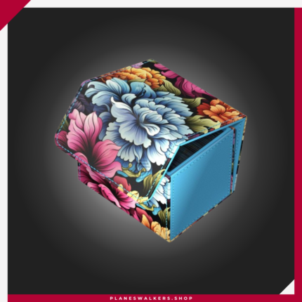 La Ultimate Guard Sidewinder 100+ Xenoskin Floral Places es una deck box premium para TCG diseñada para ofrecer máxima protección, acceso rápido y un diseño exclusivo. Con capacidad para hasta 100 cartas con doble funda (utilizando fundas Ultimate Guard), incorpora material Xenoskin resistente, forro interior de microfibra premium, cierre magnético reforzado y compatibilidad con sistemas de almacenamiento Ultimate Guard. Ideal para jugadores y coleccionistas que buscan protección con un acabado elegante.