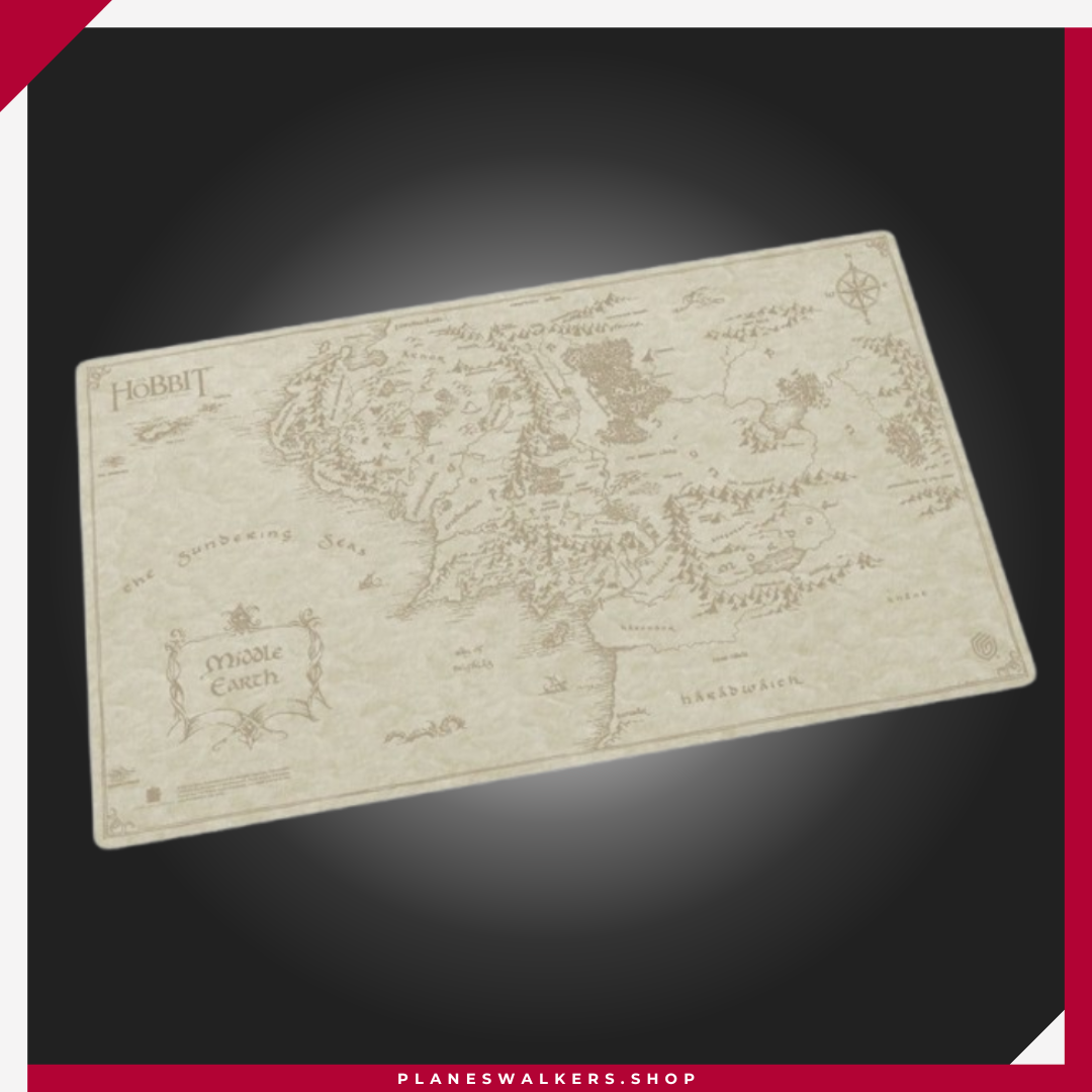 Ultimate Guard Play-Mat Sophoskin The Hobbit™ - Tierra Media | Tapete Premium para Magic y TCG El Ultimate Guard Play-Mat Sophoskin The Hobbit™ - Tierra Media es un tapete premium con ilustración oficial inspirada en El Hobbit. Fabricado con material Sophoskin de alta calidad, ofrece una superficie cómoda y resistente para proteger tus cartas en Magic: The Gathering, Pokémon, Lorcana y otros TCG.